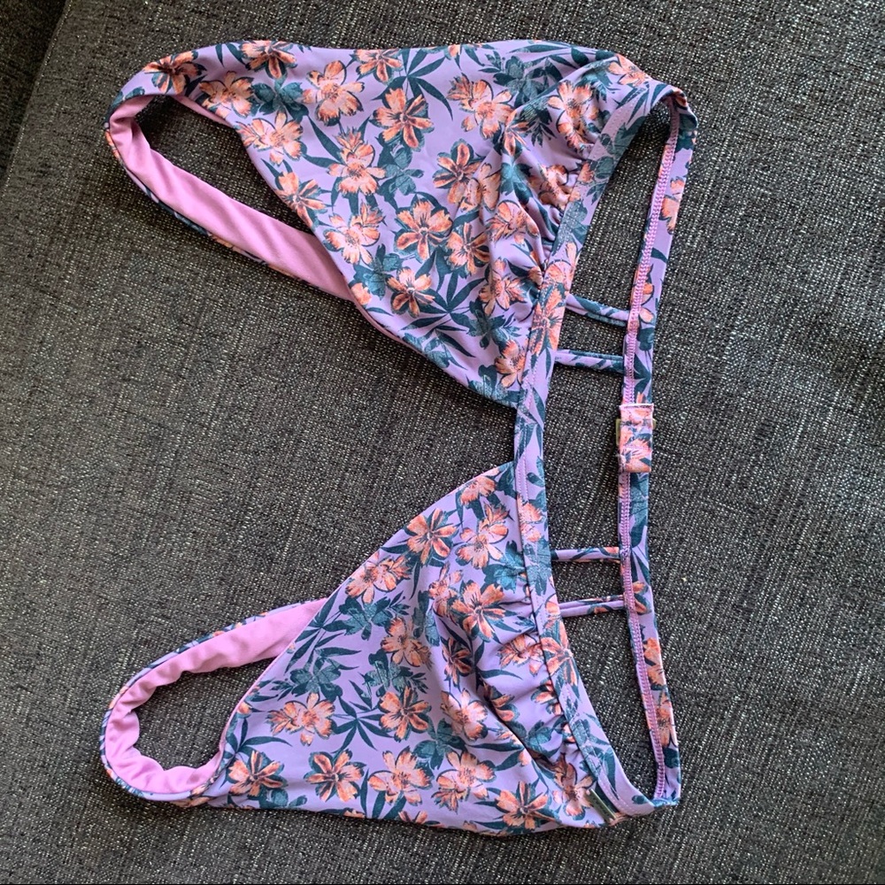 Bikini top